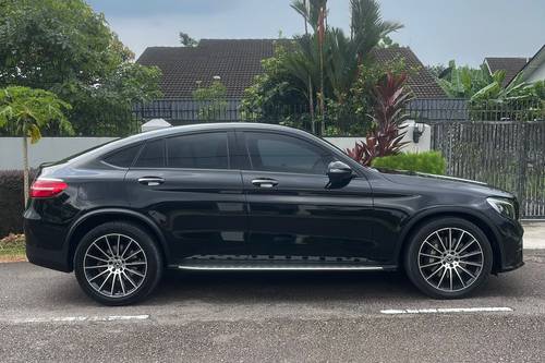 Terpakai 2019 Mercedes Benz GLC-Class 300 AMG Line untuk Dijual