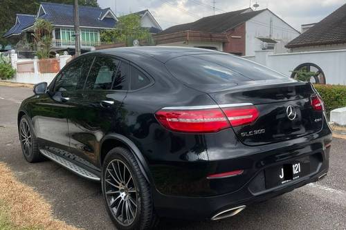 2019 Mercedes Benz GLC-Class 300 AMG Line Terpakai