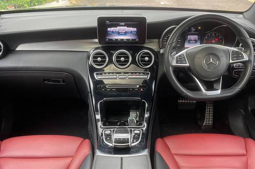 Second hand 2019 Mercedes Benz GLC-Class 300 AMG Line 