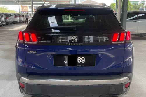 Second hand 2018 Peugeot 3008 Allure 