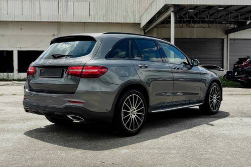 Terpakai 2018 Mercedes Benz GLC-Class 250 4Matic AMG Line untuk Dijual