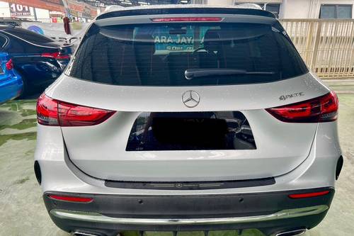 Second hand 2021 Mercedes Benz GLA-Class 250 4MATIC AMG Line 