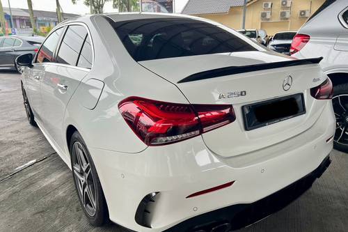 Second hand 2022 Mercedes Benz A-Class 250 AMG Line 