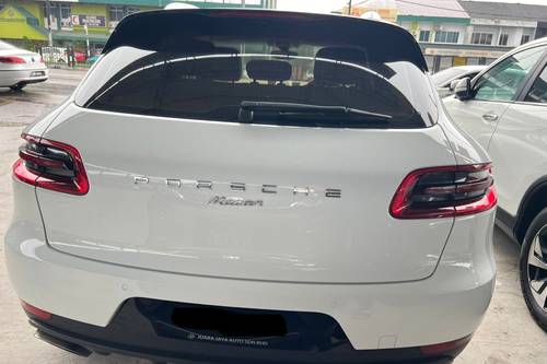 Second hand 2014 Porsche Macan 2.0L 