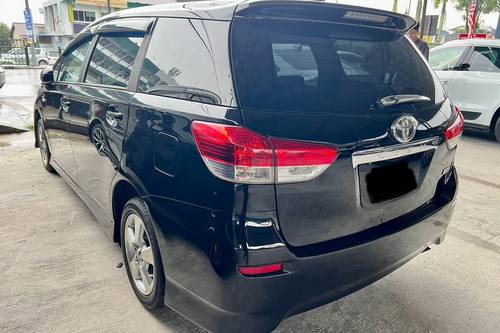 Second hand 2011 Toyota Wish 1.8 S 