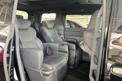 2023 Toyota Alphard 2.4T Executive Lounge Terpakai