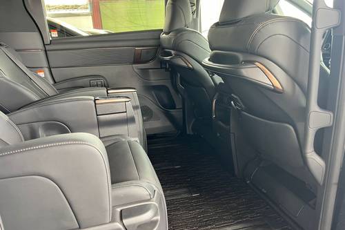 2023 Toyota Alphard 2.4T Executive Lounge Terpakai