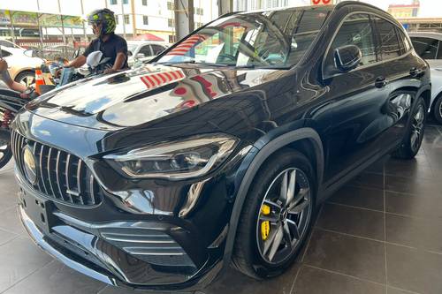 2020 Mercedes Benz GLA-Class AMG 35 4Matic Terpakai