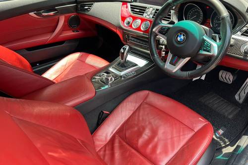 2013 BMW Z4 Series sDrive30i M Sport Terpakai