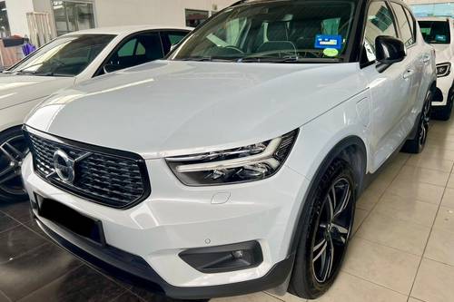 2021 Volvo XC40 Recharge T5 Terpakai