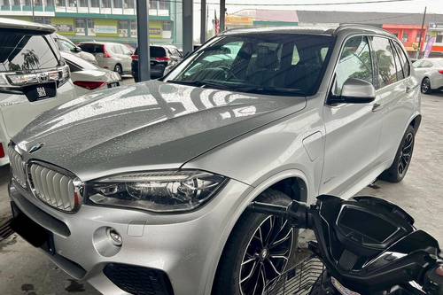 2017 BMW X5 2.0 M-SPORT  lama