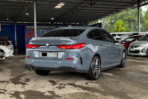 2022 BMW 2 Series Coupe 218i Terpakai