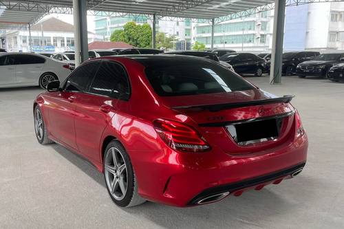 Old 2016 Mercedes Benz C-Class Saloon C 250 AMG Line