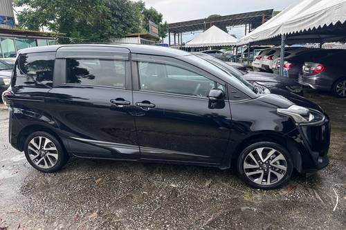 2017 Toyota Sienta 1.5 V AT Terpakai