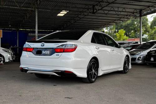 Used 2015 Toyota Camry 2.5 Hybrid