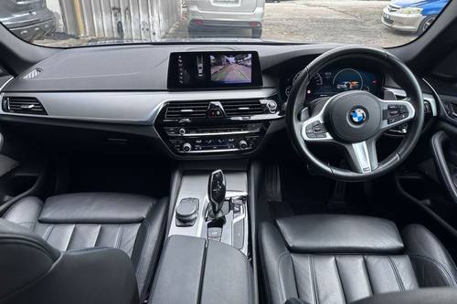 2019 BMW 5 Series Sedan 530i M Sport Terpakai