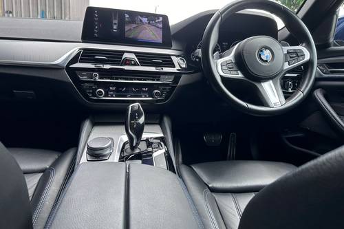 2019 BMW 5 Series Sedan 530i M Sport Terpakai