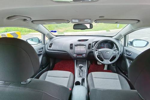 2015 Kia Cerato 1.6L Terpakai