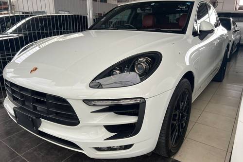 Second hand 2018 Porsche Macan GTS 