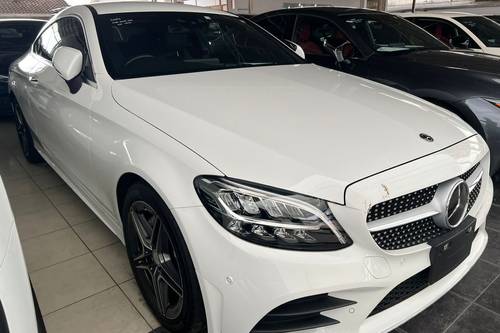 Terpakai 2020 Mercedes Benz C-Class Coupe 180 untuk Dijual