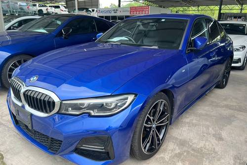 Old 2019 BMW 3 Series Sedan 320i M Sport