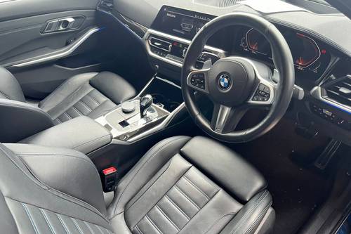 2019 BMW 3 Series Sedan 320i M Sport Terpakai