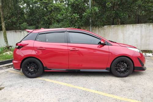 2020 Toyota Yaris 1.5 E AT  lama