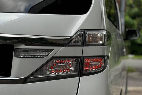 2014 Toyota Vellfire 2.4Z Terpakai