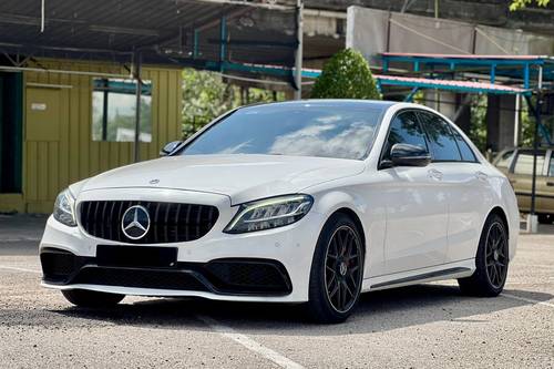 2019 Mercedes Benz C-Class Saloon C200 Avantgarde Line Terpakai