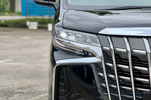 Used 2018 Toyota Alphard 3.5L