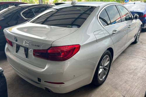 2nd Hand 2018 BMW 5 Series Sedan 523i