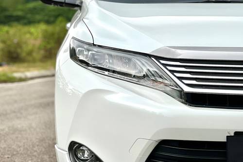 2014 Toyota Harrier 2.0T Premium Terpakai