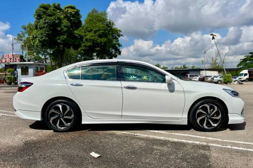 2017 Honda Accord 2.0 VTi Terpakai