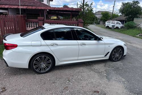 Used 2019 BMW 5 Series Sedan 530i M Sport