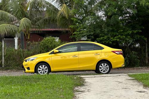 Old 2016 Toyota Vios J Spec