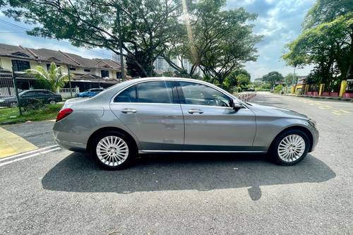 2015 Mercedes Benz C-Class Cabriolet C 250 Terpakai