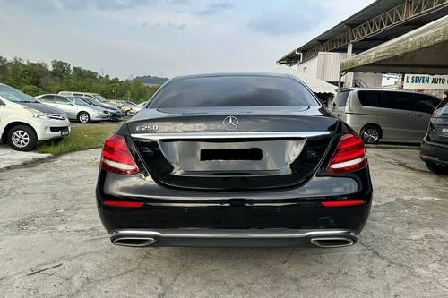 Second hand 2016 Mercedes Benz E-Class Saloon E 250 Avantgarde Line 