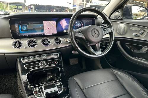 2016 Mercedes Benz E-Class Saloon E 250 Avantgarde Line Terpakai