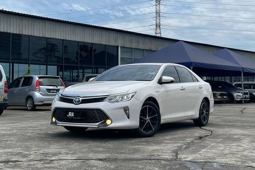 2015 Toyota Camry 2.5V Terpakai