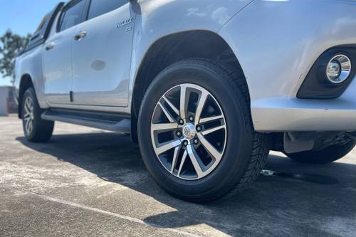 2017 Toyota Hilux Double Cab 2.8G (AT) 4X4 Terpakai