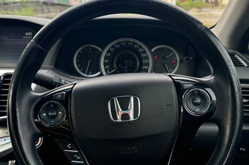 Second hand 2013 Honda Accord 2.0L 