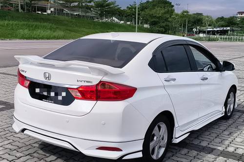 2nd Hand 2015 Honda City 1.5 E