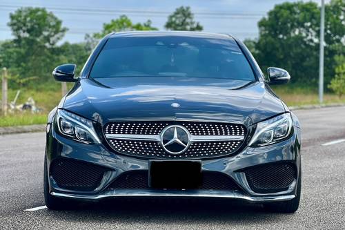 2016 Mercedes Benz C-Class Saloon C 200 AMG Line Terpakai