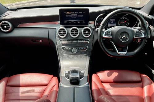 2016 Mercedes Benz C-Class Saloon C 200 AMG Line Terpakai