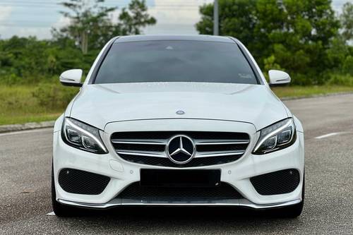 2016 Mercedes Benz C-Class Saloon C 250 AMG Line Terpakai