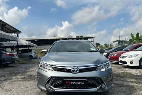 2nd Hand 2015 Toyota Camry 2.5 Hybrid