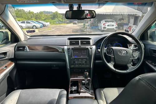 Used 2015 Toyota Camry 2.5 Hybrid