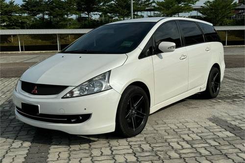 2008 Mitsubishi Grandis 2.4L Terpakai