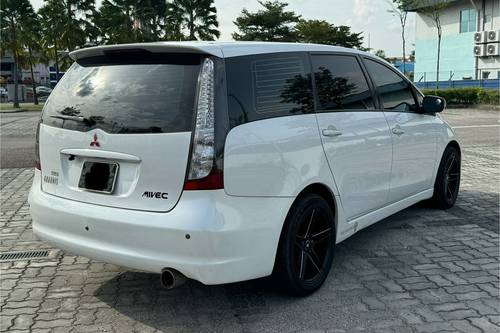 2008 Mitsubishi Grandis 2.4L Terpakai