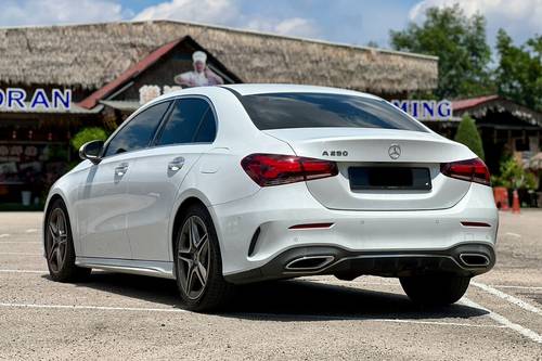 Old 2020 Mercedes Benz A-Class A 250 AMG Line